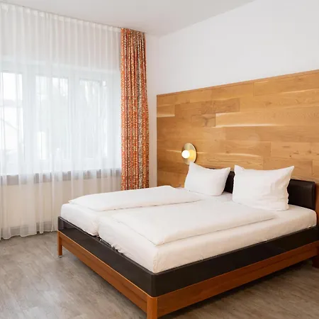 Donauhotel 3*