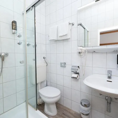 Hotel Donauhotel 3*